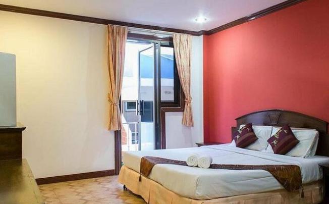 Фото отеля Baan Natacha Beachfront Guesthouse