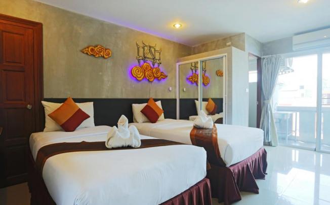 Фото отеля Baan Kamala Hostel & Guesthouse