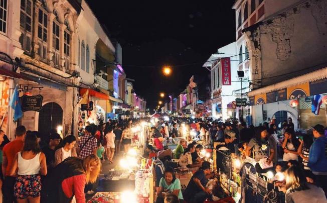 Фото отеля Sunny Hostel Phuket