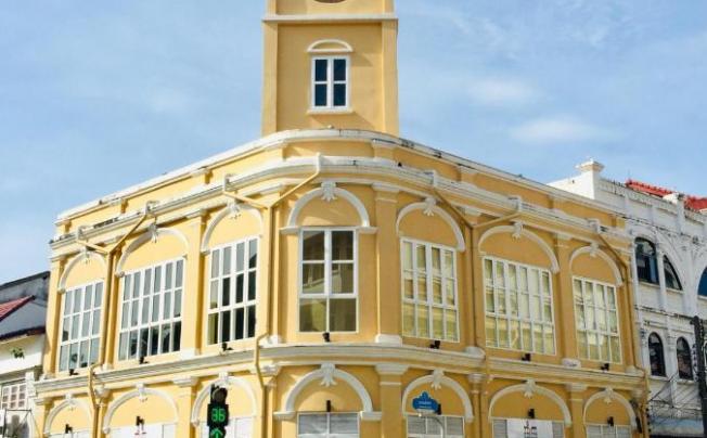 Фото отеля Sunny Hostel Phuket