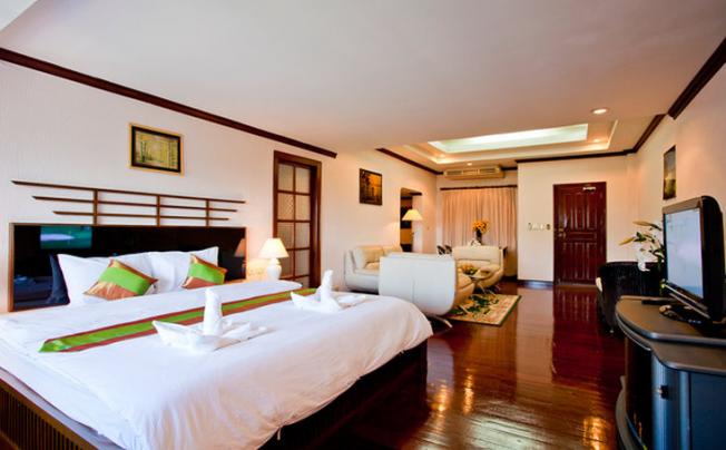 Фото отеля Phuket Nirvana Resort