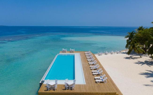 Фото отеля Sandies Bathala Maldives