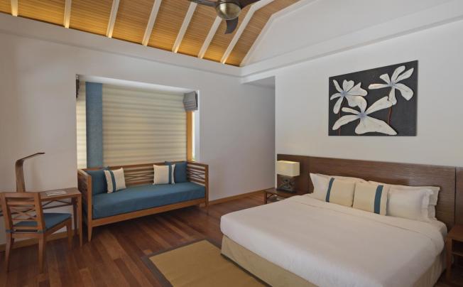 Фото отеля KURUMBA MALDIVES 