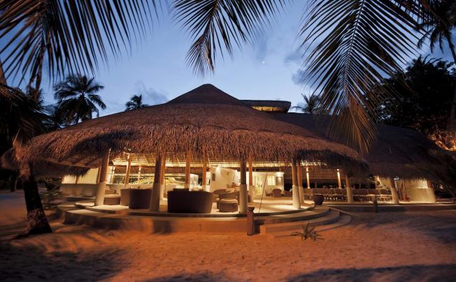 Фото отеля KURAMATHI ISLAND RESORT 