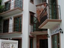 Alux Playa Del Carmen Hotel 2*