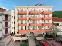 Villa Ivona Apartments 3*