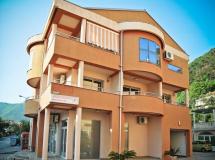 Boreta Apartments 3*