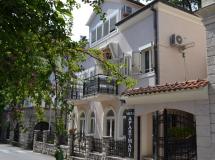 Apartmani Nautica 4*