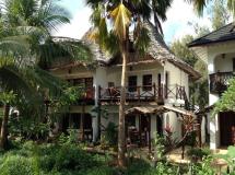 Langi Langi Beach Bungalows 3*