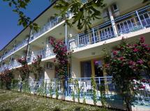 Continental Hotel 2*