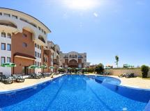 Sunrise Club Aparthotel 3*