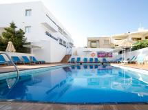 Flora Maria Hotel & Annex 3*