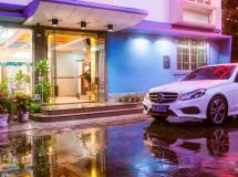 Sanya Tropical Island Hotel 2*
