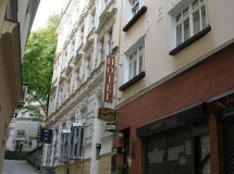 Zlaty Sloup Hotel 3*