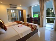 Azura Hotel 2*